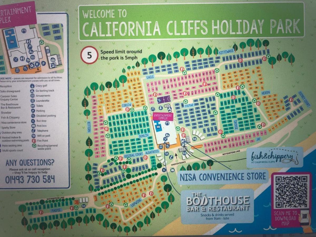 3 Bed ,Sleeps 8 Caravan California Cliffs Holiday Park Scratby エクステリア 写真